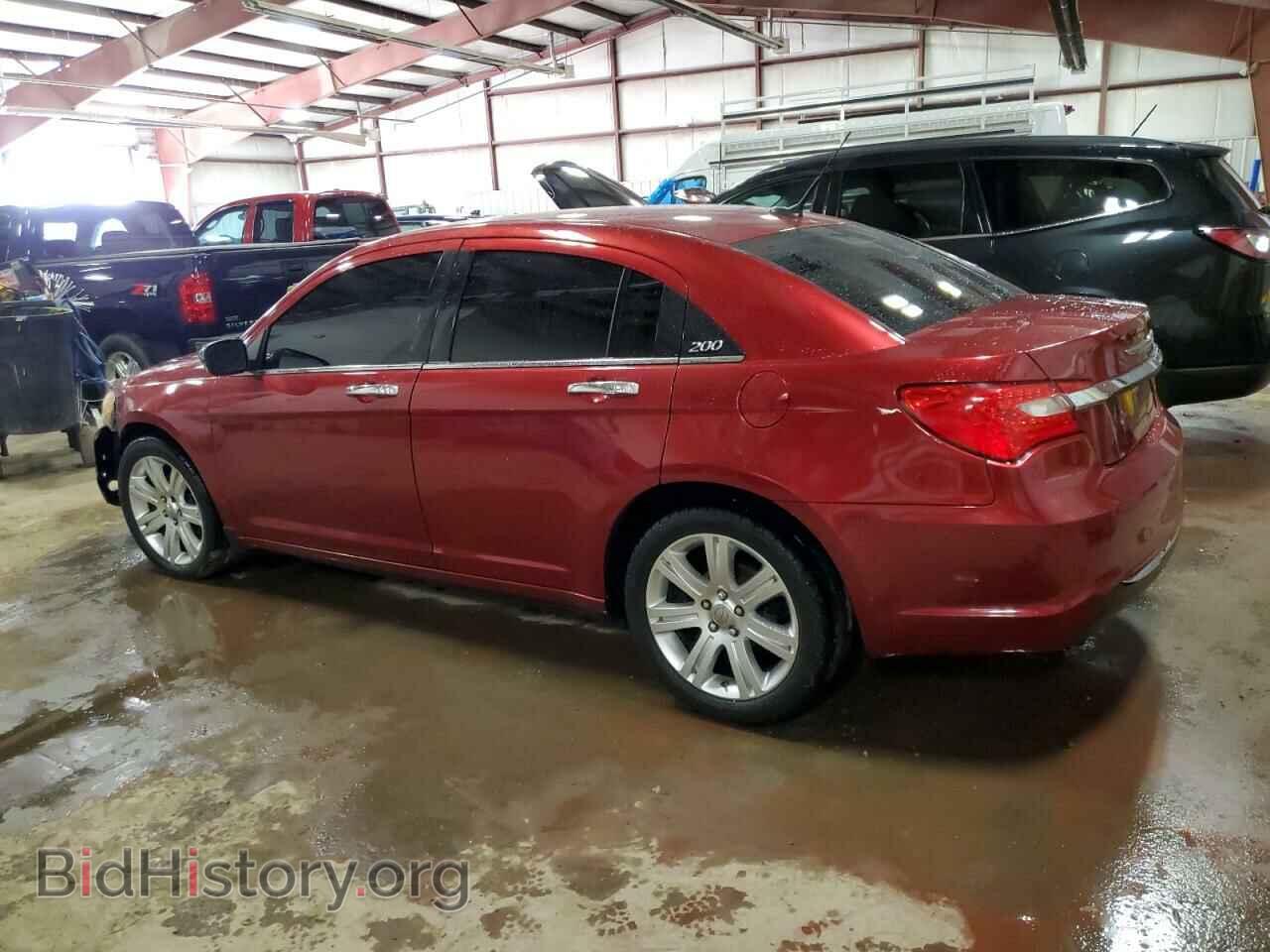 2011 CHRYSLER 200 - VIN: 1C3BC2FG4BN527341 - Фото 2