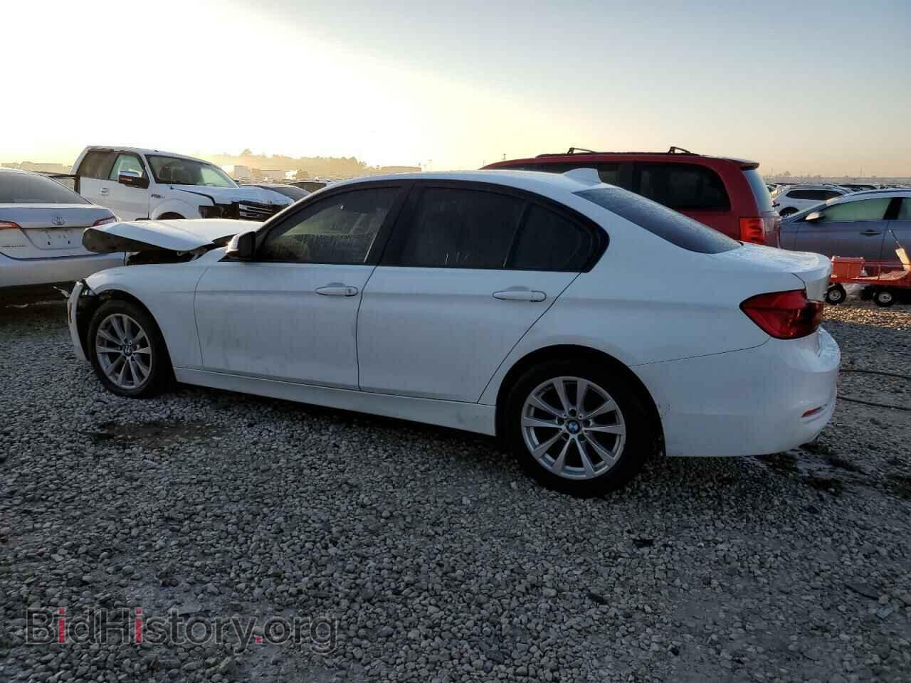 2016 BMW 3 SERIES - VIN: WBA8E5G54GNU19532 - Фото 2
