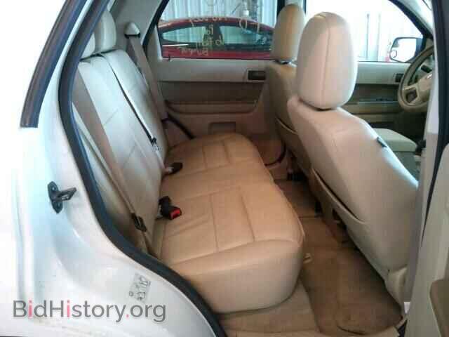 2011 FORD ESCAPE - VIN: 1FMCU0DG1BKC10490 - Фото 6