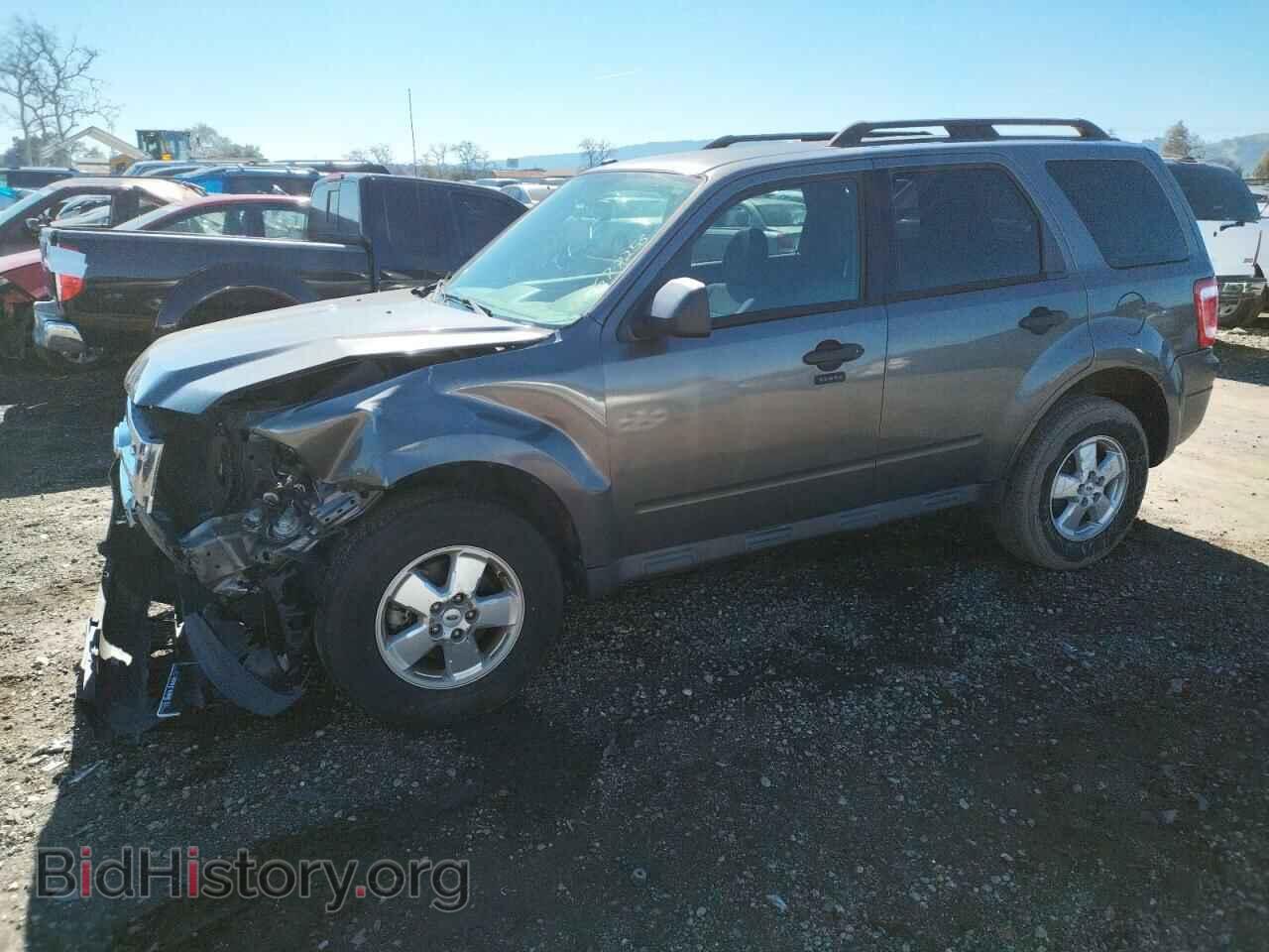 Фотография 1FMCU0D7XBKC17924 - FORD ESCAPE 2011