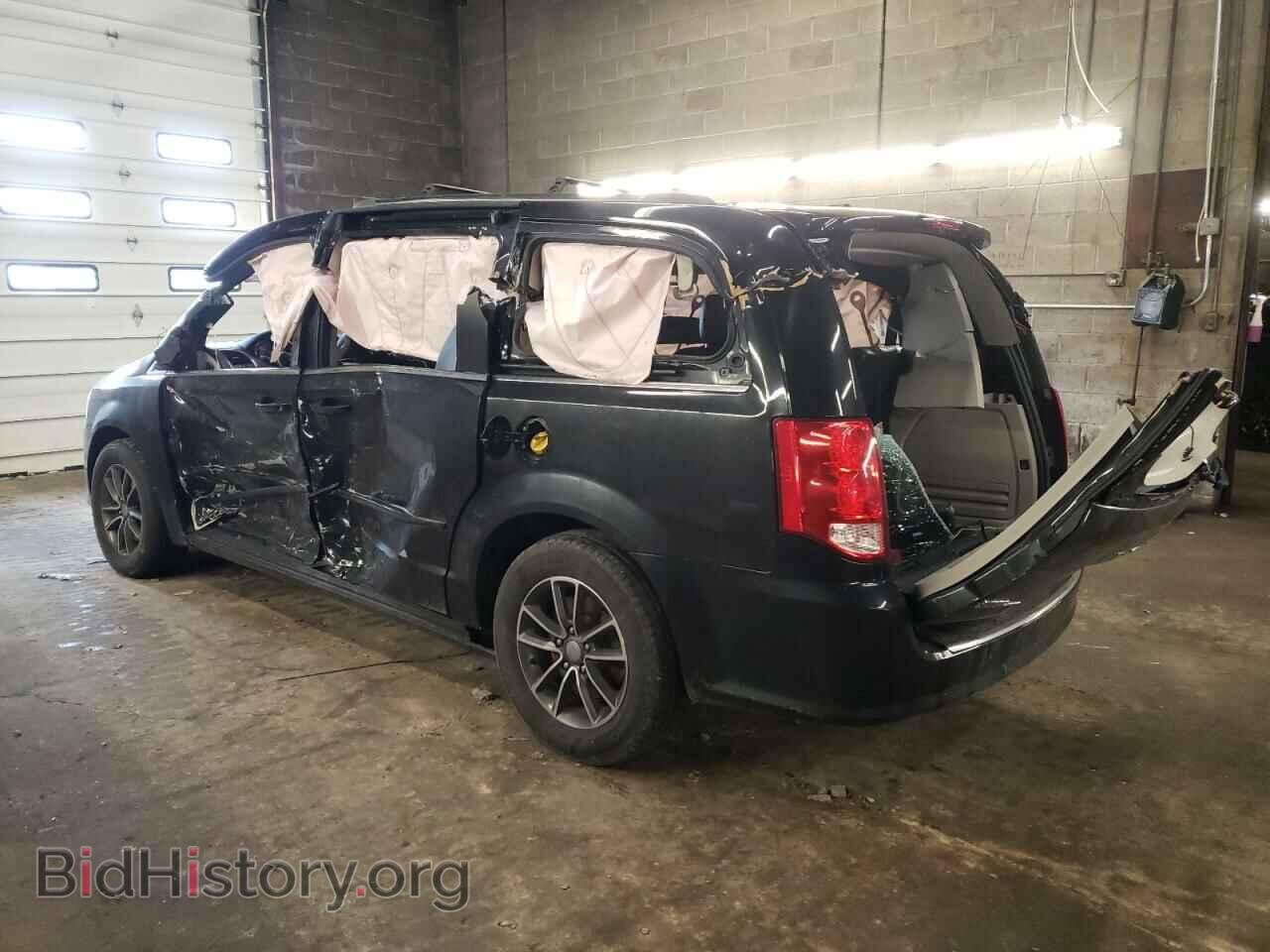 2017 DODGE CARAVAN - VIN: 2C4RDGCG3HR826064 - Фото 2