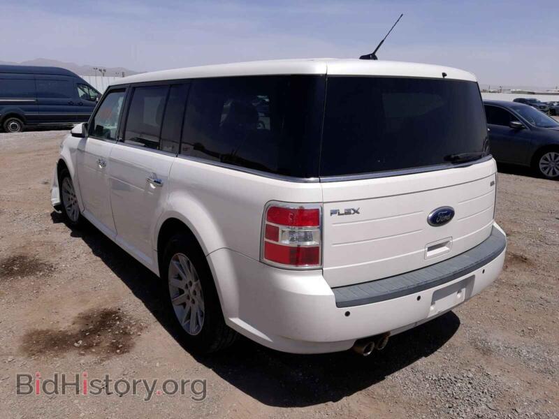 2011 Ford FLEX (VIN 2FMGK5CC3BBD15674) — фото 3 из 10