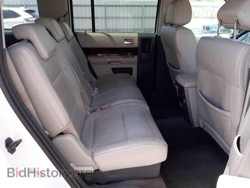 2011 Ford FLEX (VIN 2FMGK5CC3BBD15674) — фото 6 из 10