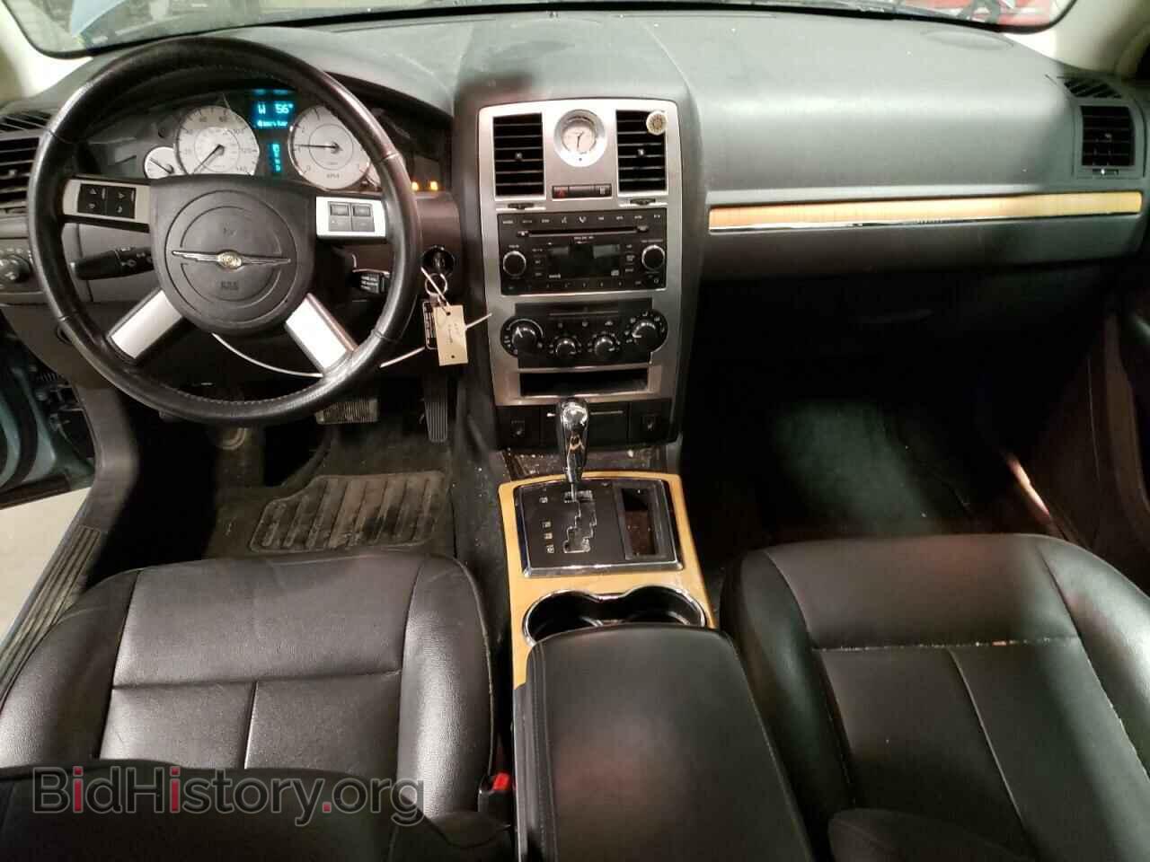 2008 CHRYSLER 300 - VIN: 2C3KK33G68H310971 - Фото 8