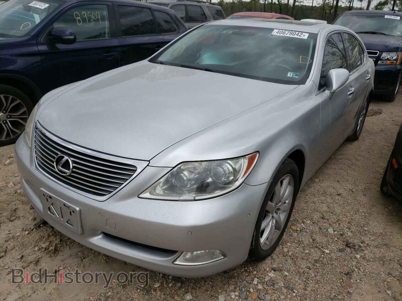 2007 LEXUS LS460 - VIN: JTHBL46F475003708 - Photo 2