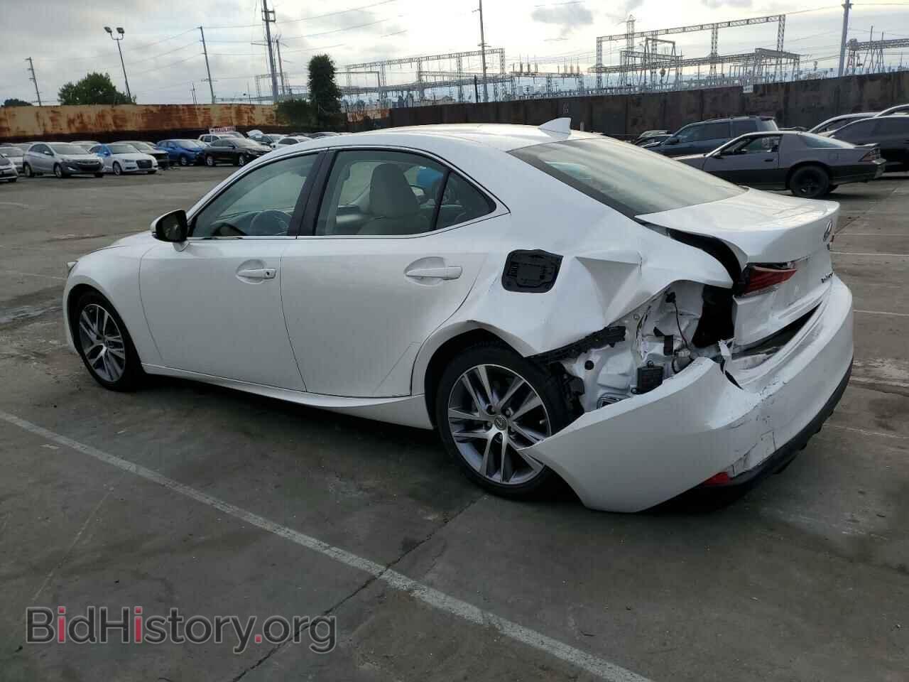 2019 LEXUS IS - VIN: JTHBA1D23K5087985 - Фото 2