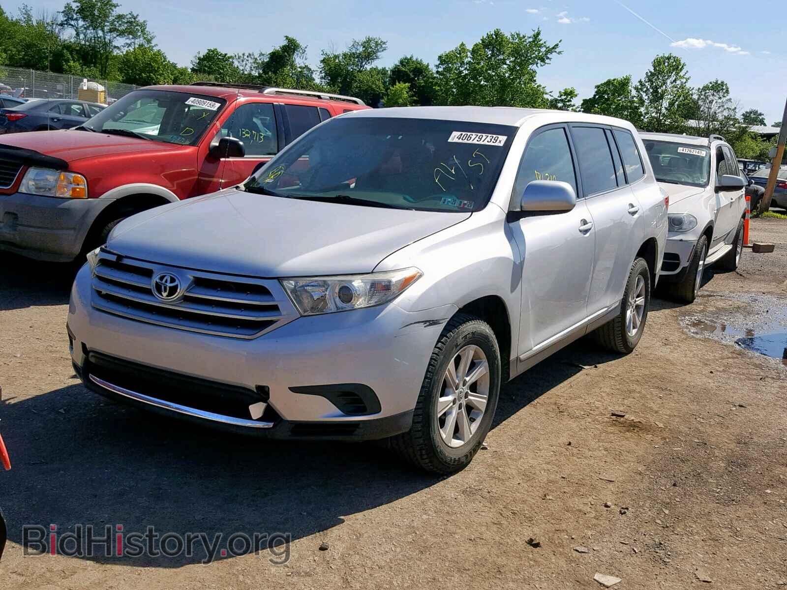 2012 TOYOTA HIGHLANDER - VIN: 5TDBK3EH2CS117714 - Фото 2