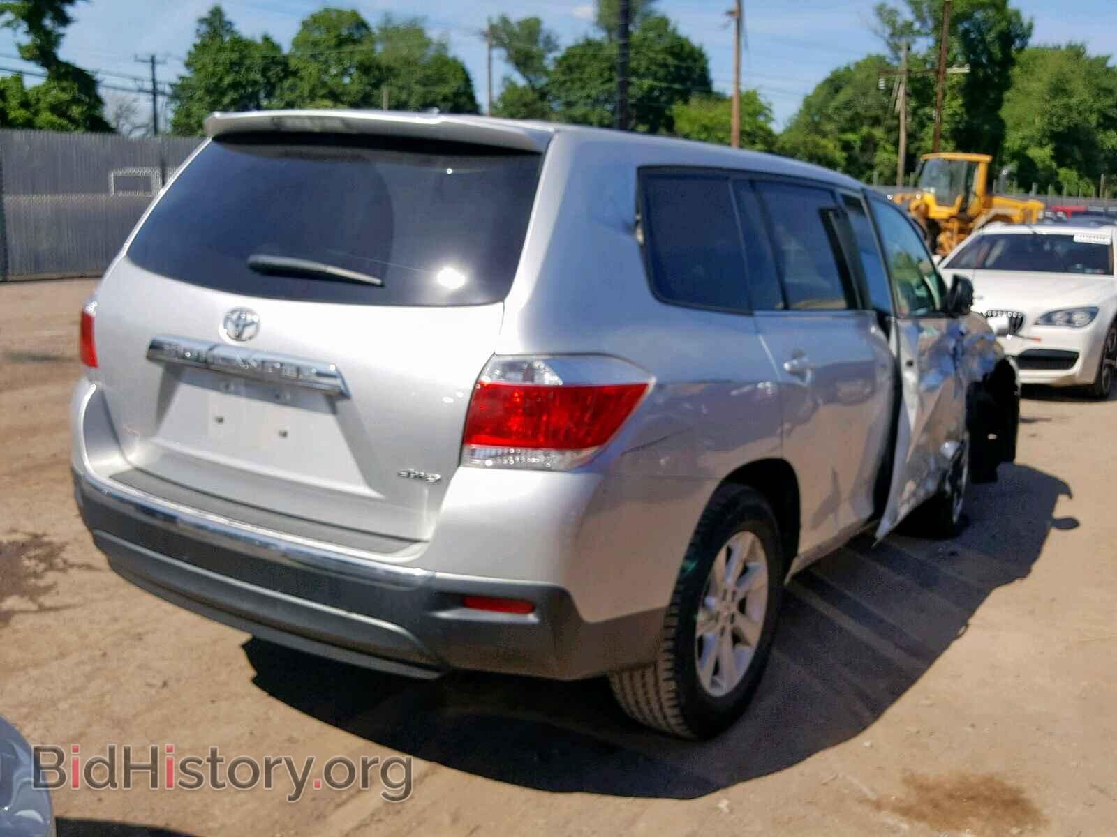 2012 TOYOTA HIGHLANDER - VIN: 5TDBK3EH2CS117714 - Фото 4