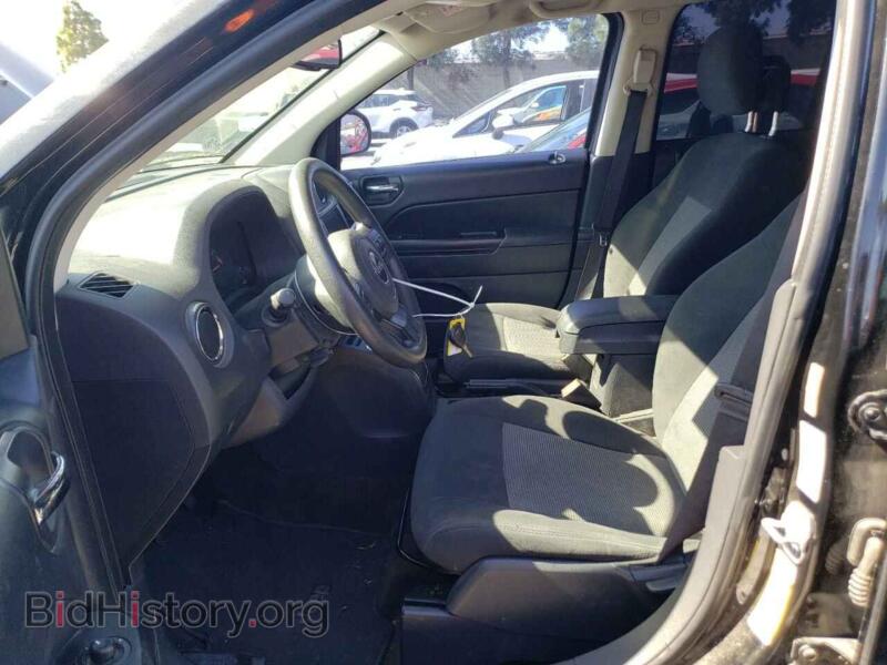 2014 Jeep COMPASS (VIN 1C4NJCBBXED900472) — photo 7 of 12
