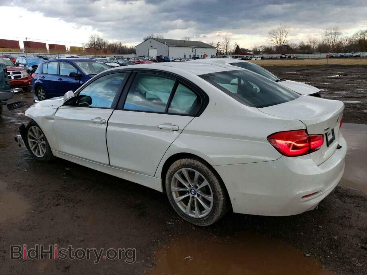 2017 BMW 3 SERIES - VIN: WBA8A3C39HK693168 - Фото 2