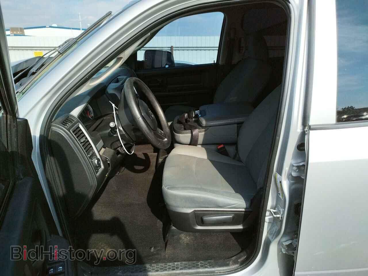 2017 RAM 1500 - VIN: 3C6RR6KT5HG773732 - Фото 5