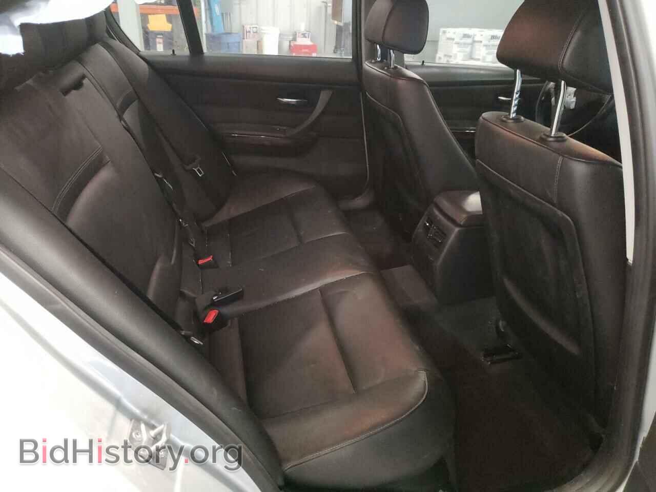 2011 BMW 3 SERIES - VIN: WBAPH7C53BE683063 - Фото 10