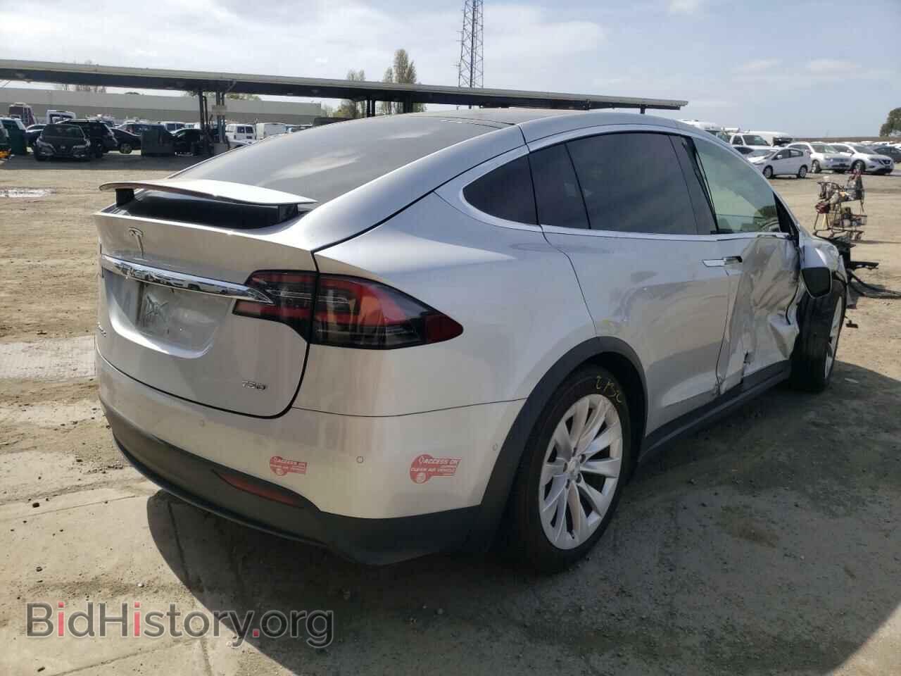 2017 TESLA MODEL X - VIN: 5YJXCDE2XHF052384 - Photo 4