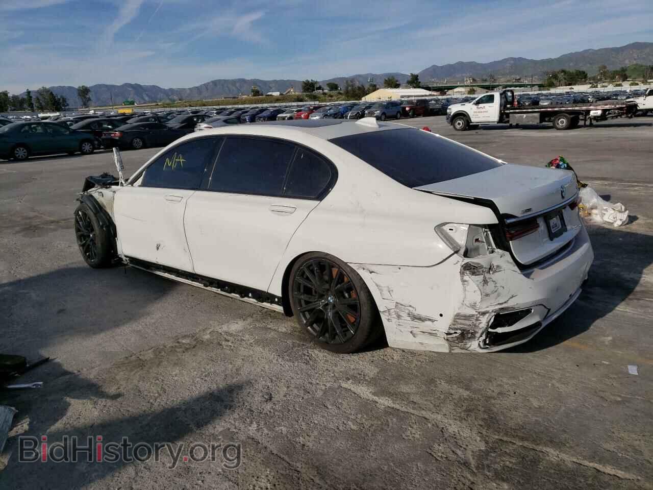 2021 BMW 7 SERIES - VIN: WBA7U2C0XMCF07700 - Фото 2