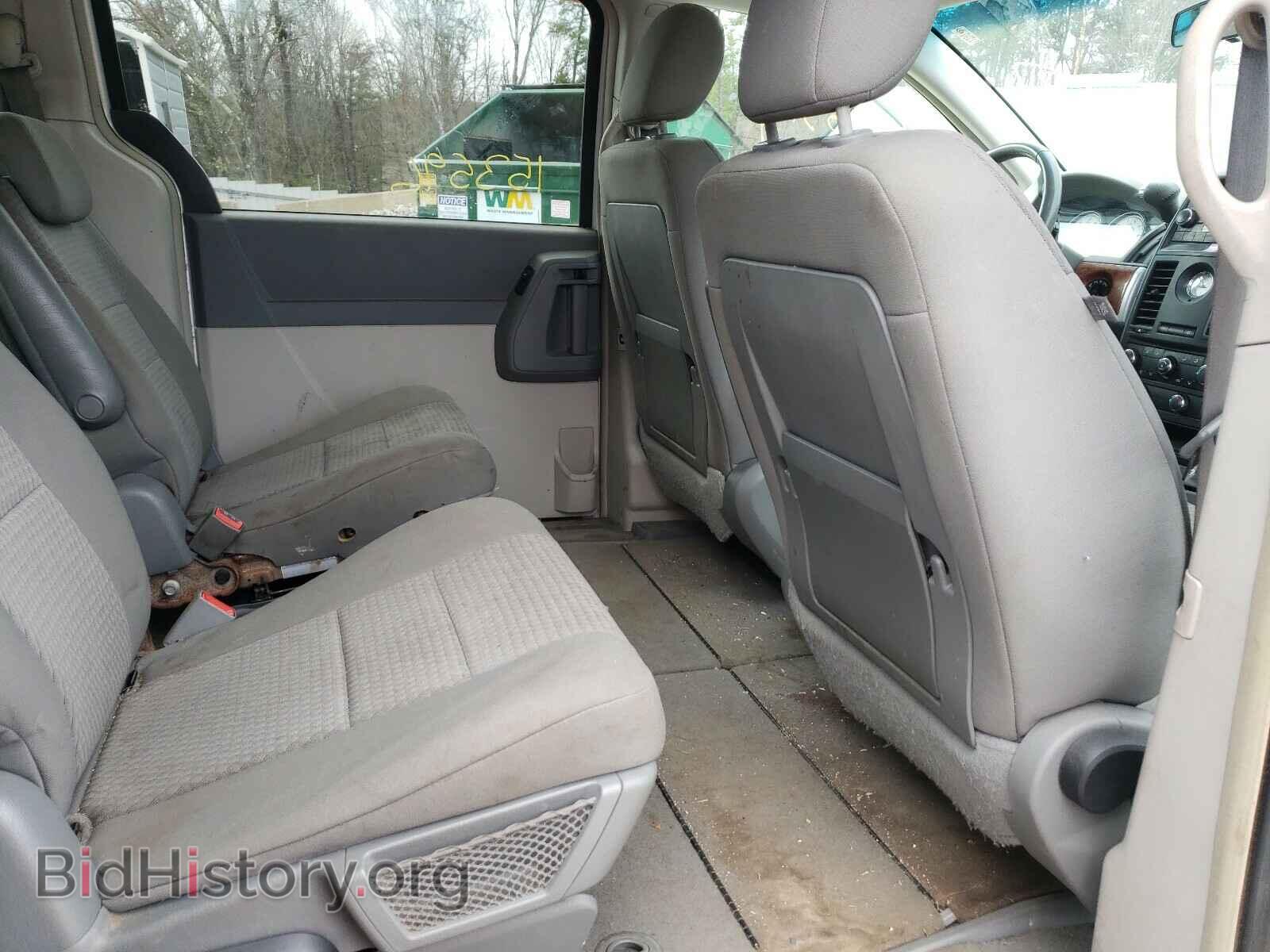 2008 CHRYSLER MINIVAN - VIN: 2A8HR54P48R643376 - Photo 6