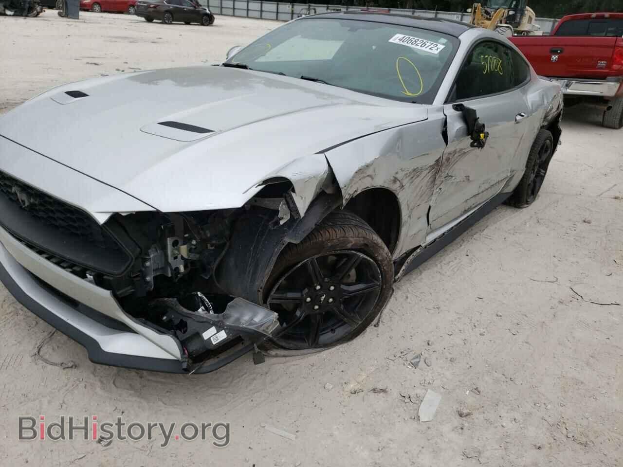 2019 FORD MUSTANG - VIN: 1FA6P8TH2K5187579 - Фото 9