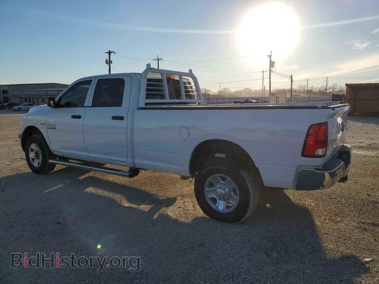 2016 RAM All Models - VIN: 3C6UR5HJ9GG317662 - Фото 2