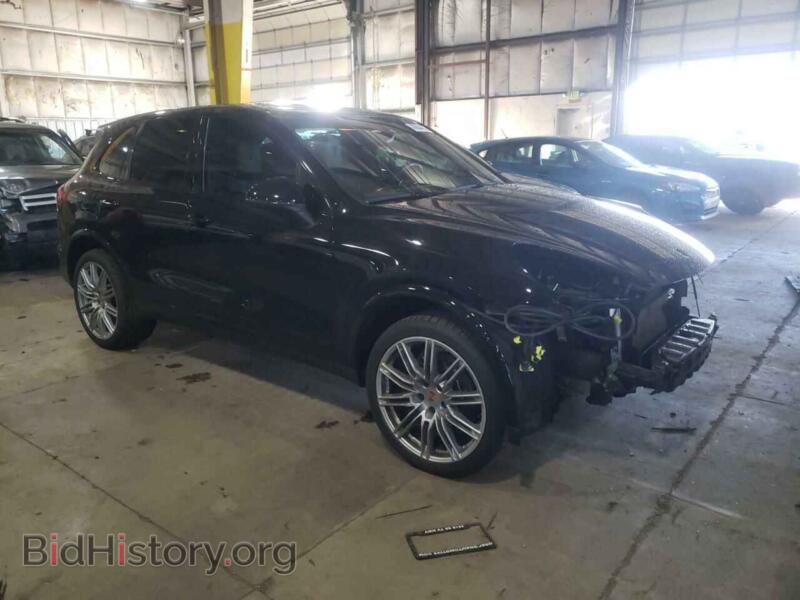 2017 Porsche CAYENNE (VIN WP1AA2A25HKA86160) — фото 4 из 13