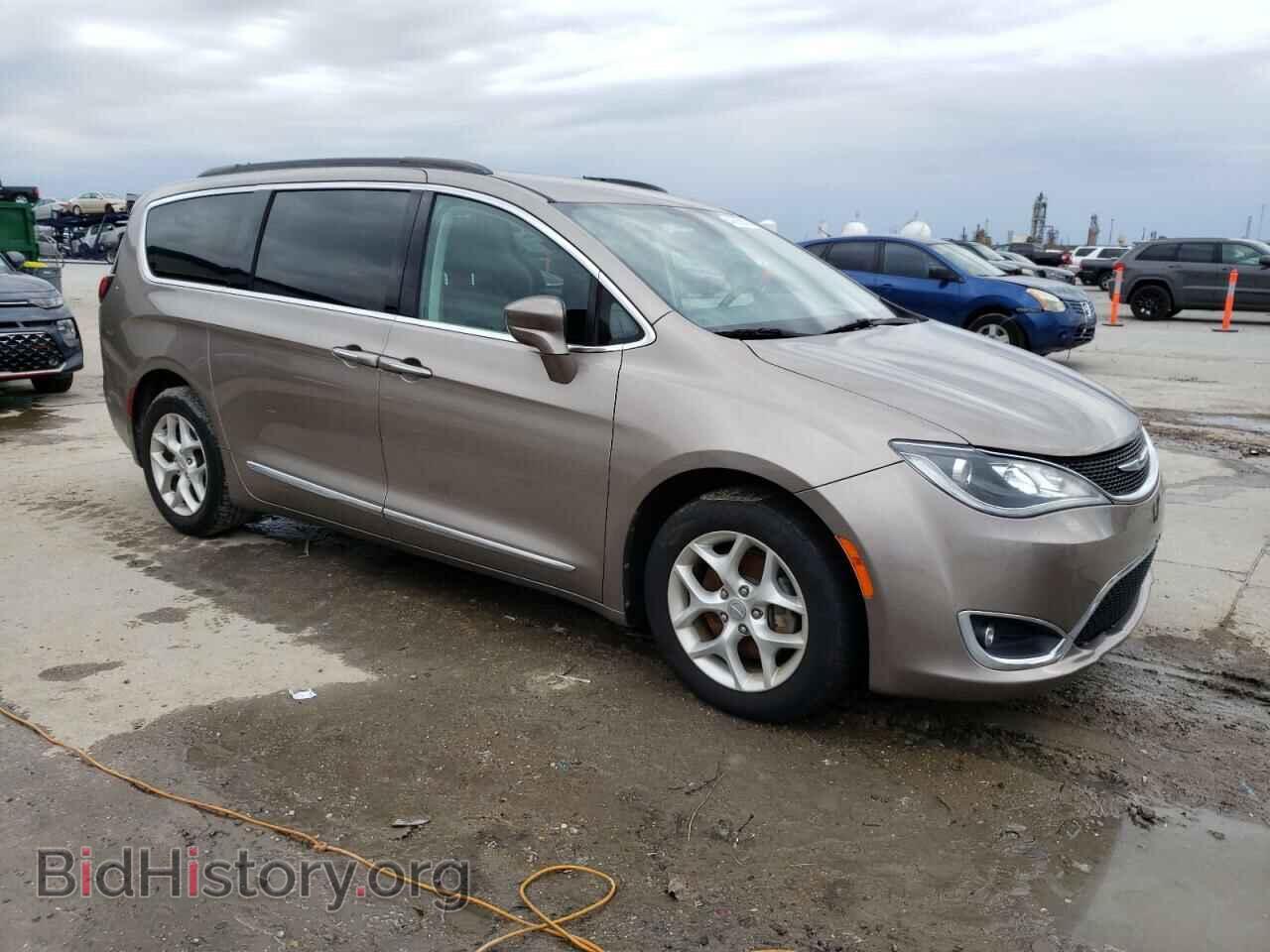 2017 CHRYSLER PACIFICA - VIN: 2C4RC1BG2HR704779 - Фото 4