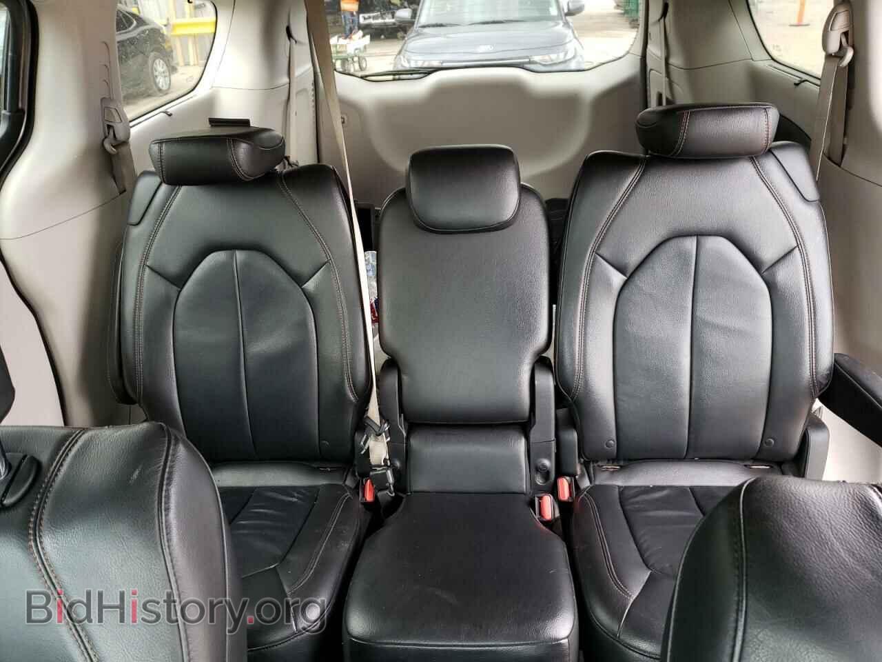 2017 CHRYSLER PACIFICA - VIN: 2C4RC1BG2HR704779 - Фото 10