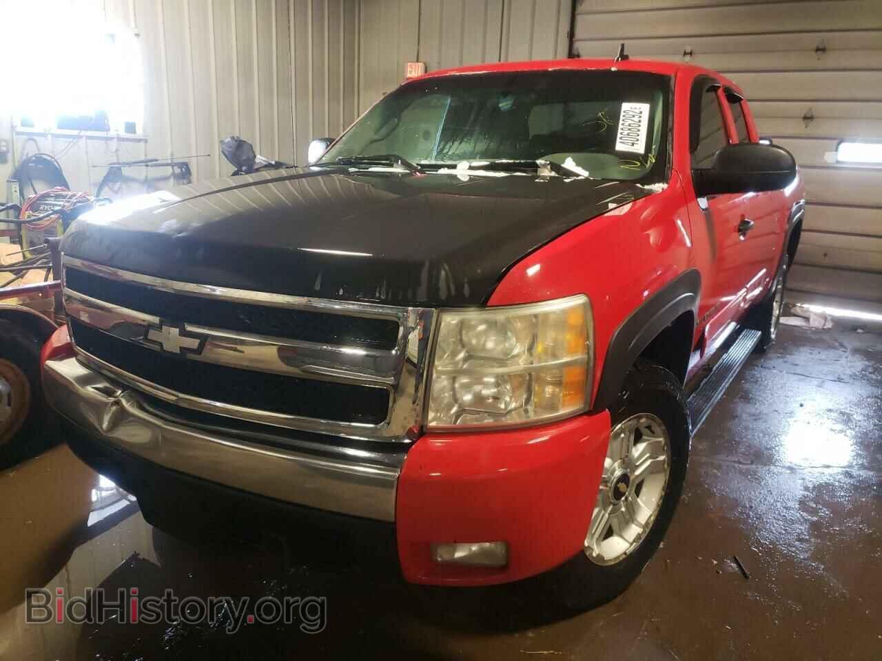 2007 CHEVROLET SILVERADO - VIN: 2GCEK19CX71694472 - Фото 2