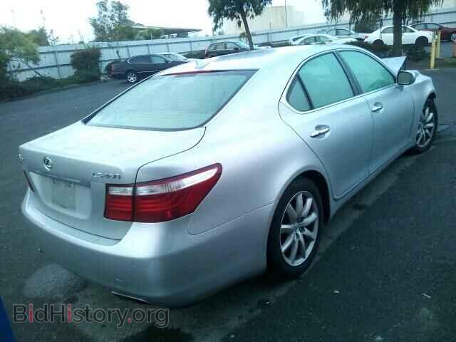 2007 Lexus LS460 (VIN JTHBL46F575047801) — фото 4 из 10