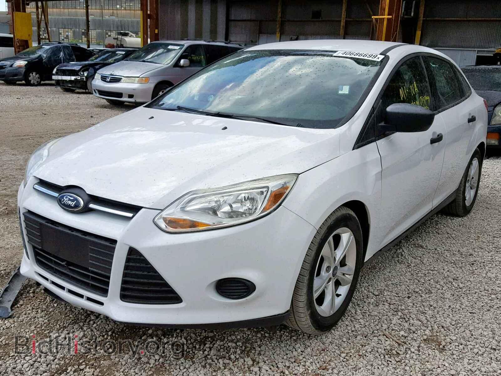 2013 FORD FOCUS - VIN: 1FADP3E24DL181395 - Photo 2
