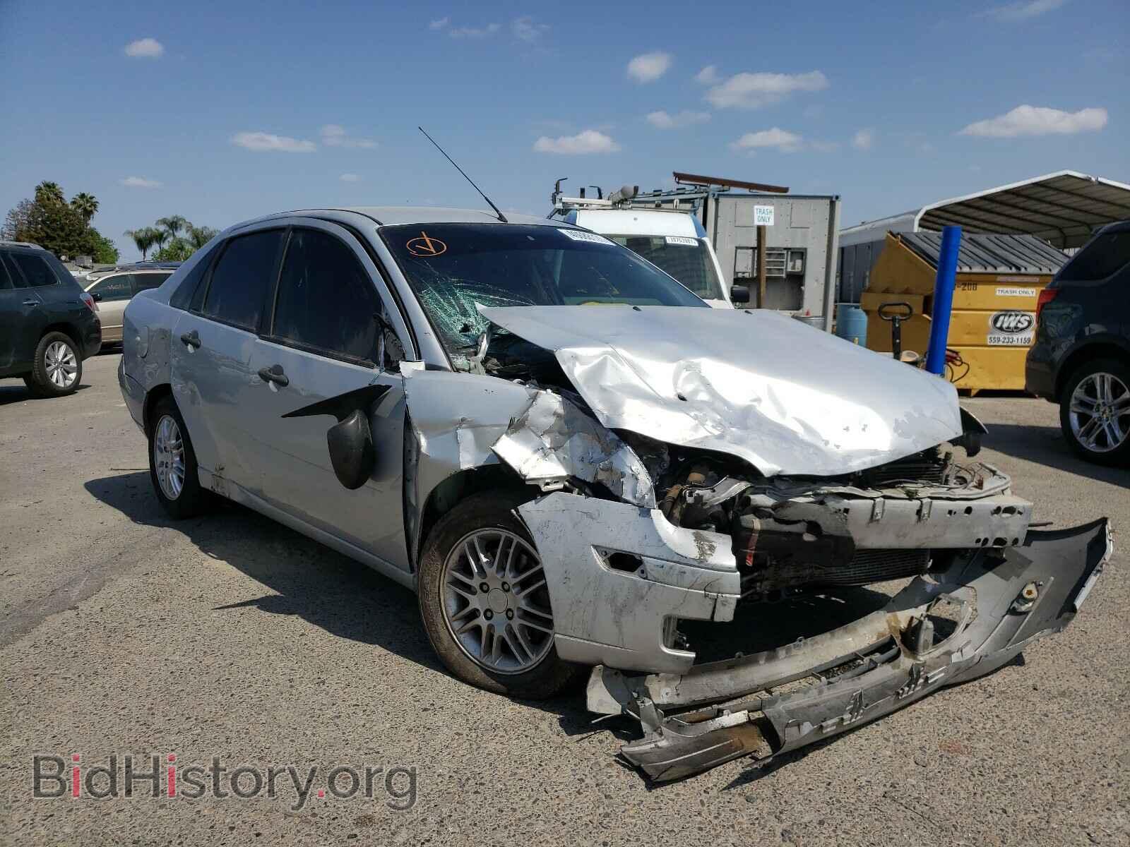 Photo 1FAHP34N77W214325 - FORD FOCUS 2007