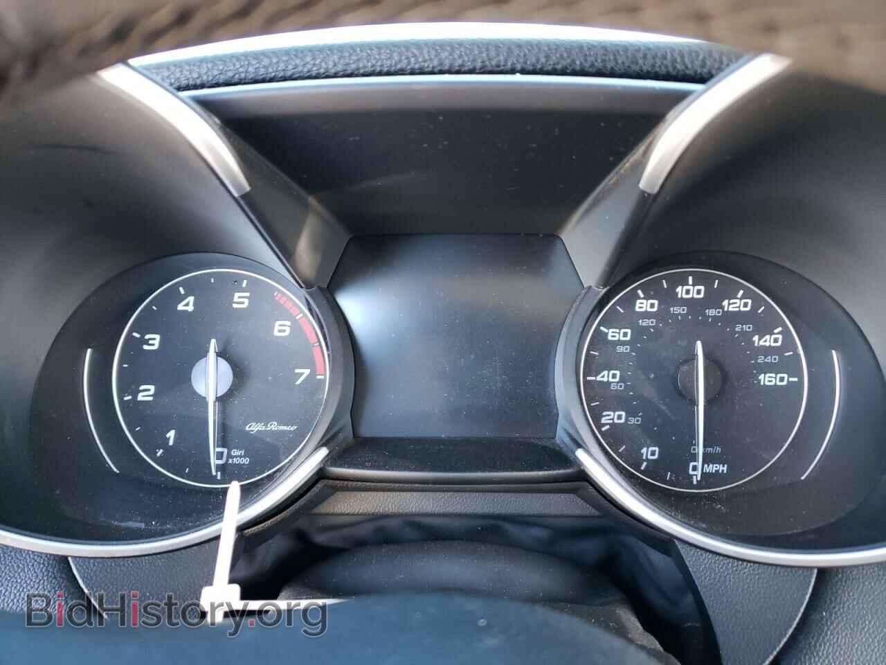 2018 ALFA ROMEO GIULIA - VIN: ZARFAECN0J7597712 - Фото 9