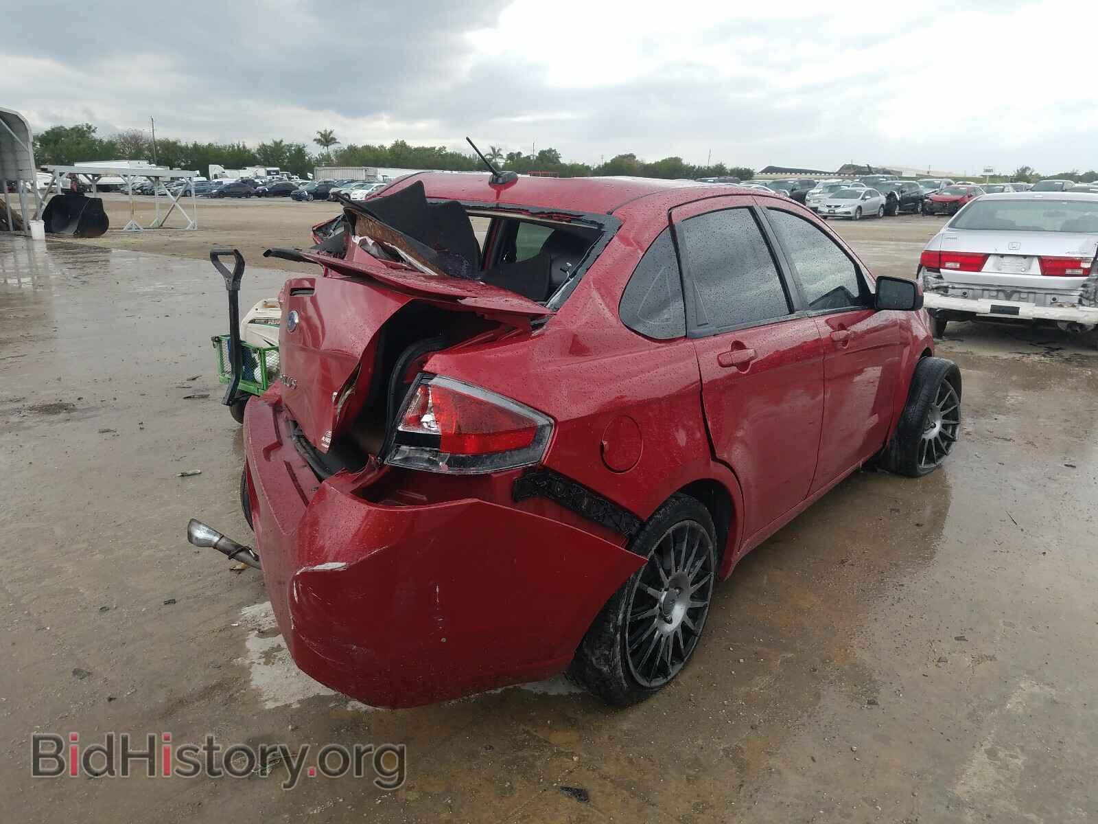 2011 FORD FOCUS - VIN: 1FAHP3GN5BW135580 - Photo 4