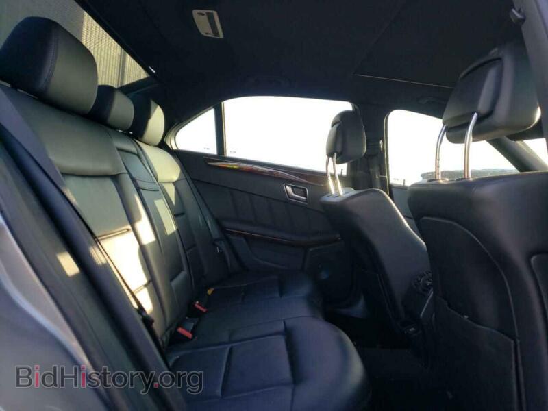 2012 Mercedes-Benz E-CLASS (VIN WDDHF5KB3CA597551) — photo 6 of 10