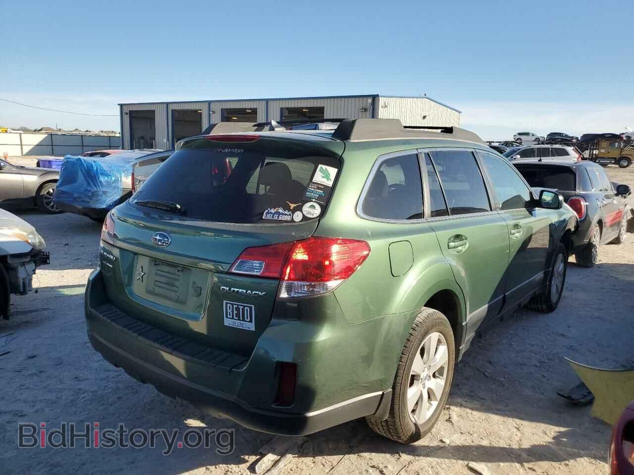 2011 SUBARU OUTBACK - VIN: 4S4BRCLC9B3424702 - Photo 3