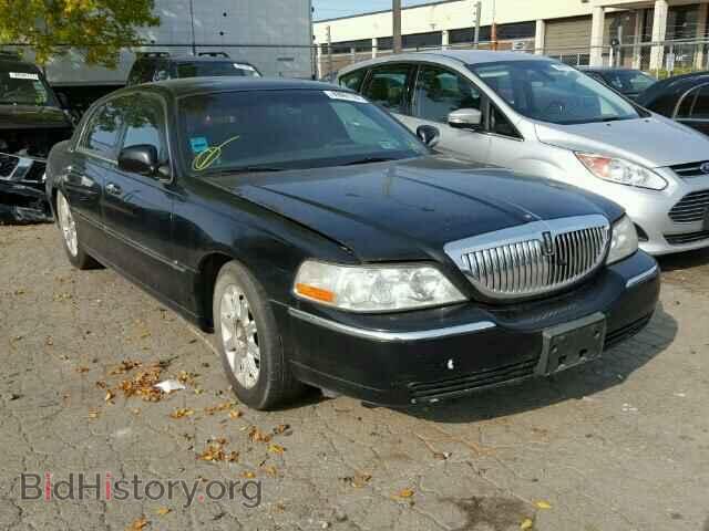 Photo 2LNHM82V09X602437 - LINCOLN TOWNCAR 2009