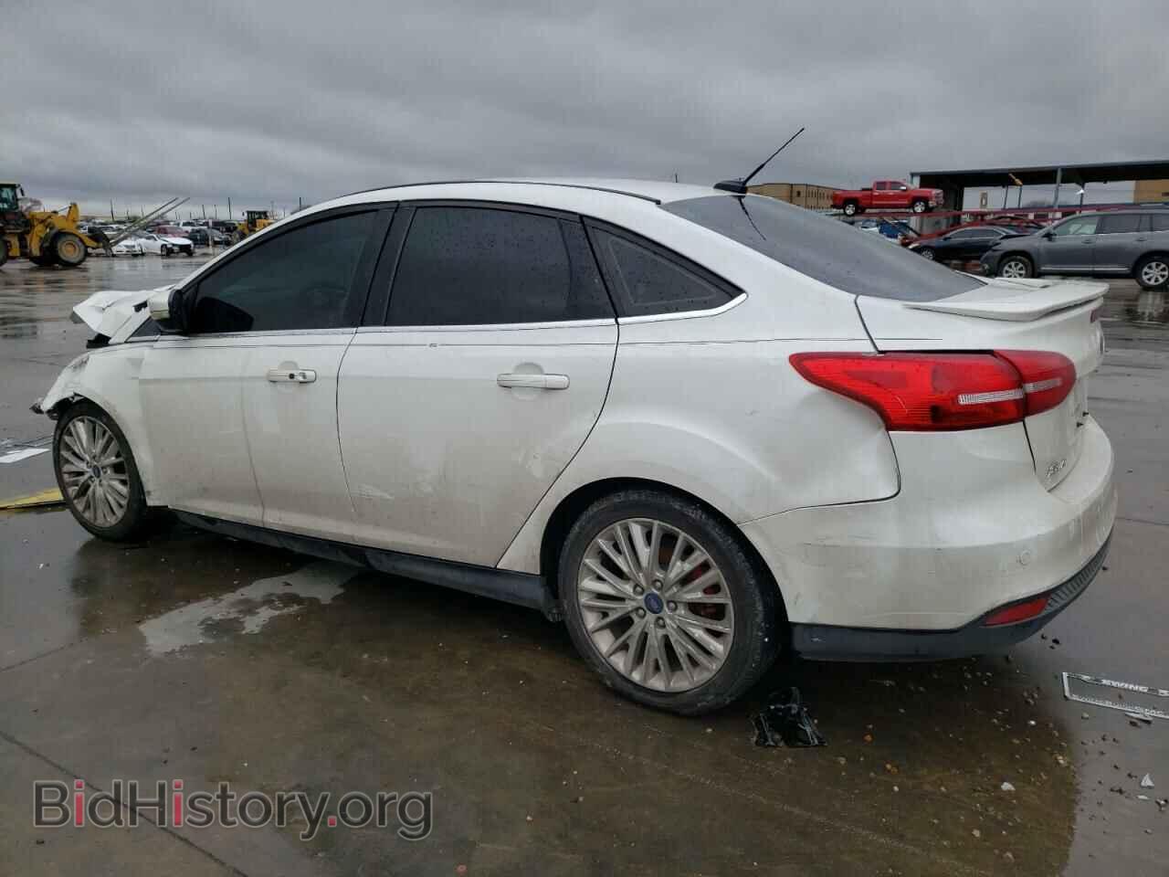 2017 FORD FOCUS - VIN: 1FADP3J29HL324613 - Фото 2