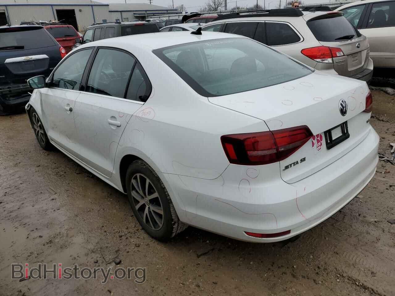 2017 VOLKSWAGEN JETTA - VIN: 3VWDB7AJ8HM270286 - Фото 2