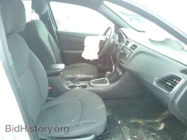 2013 CHRYSLER 200 - VIN: 1C3CCBAB1DN670251 - Фото 5
