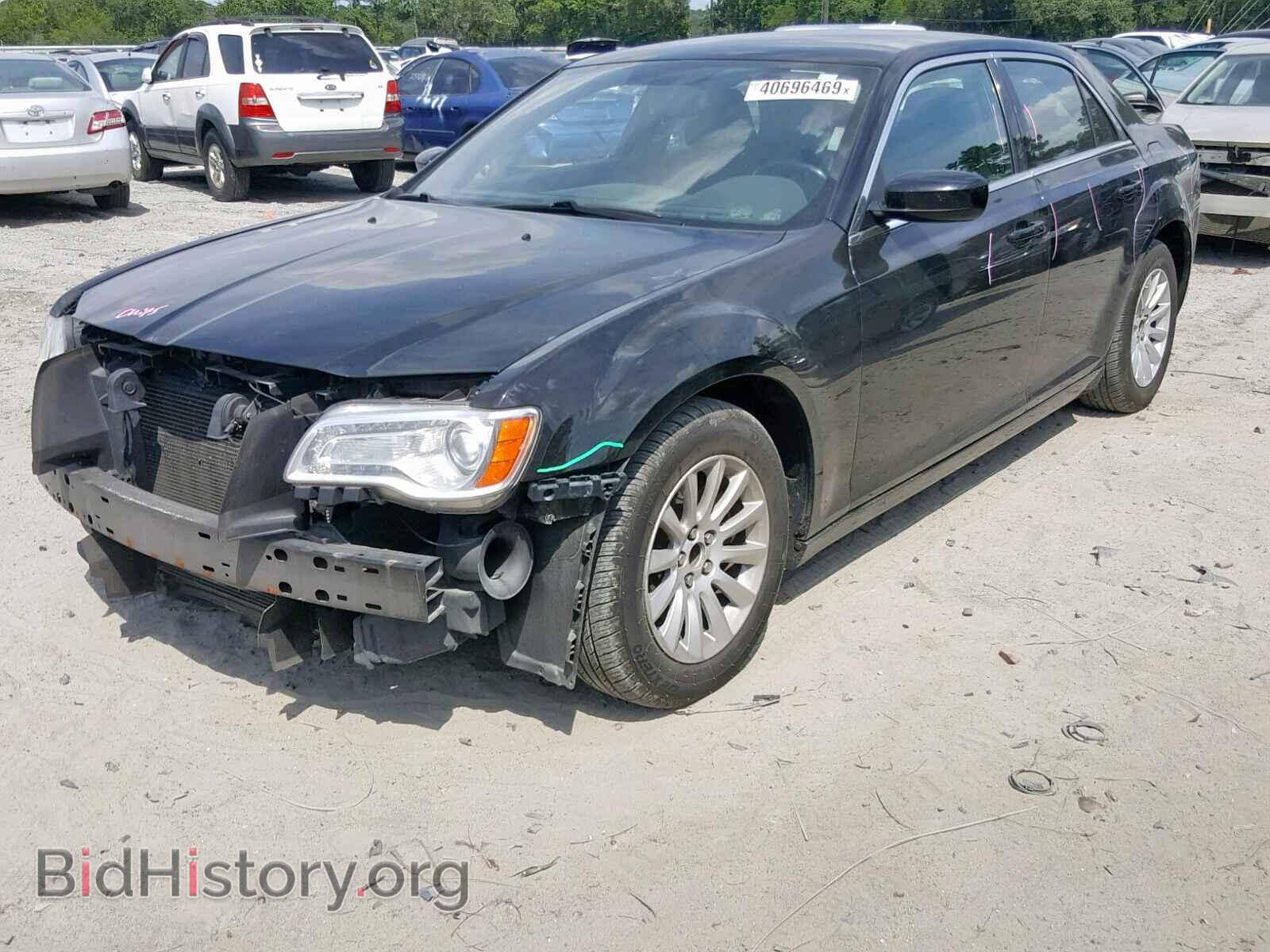 2012 CHRYSLER 300 - VIN: 2C3CCAAG0CH104868 - Фото 2