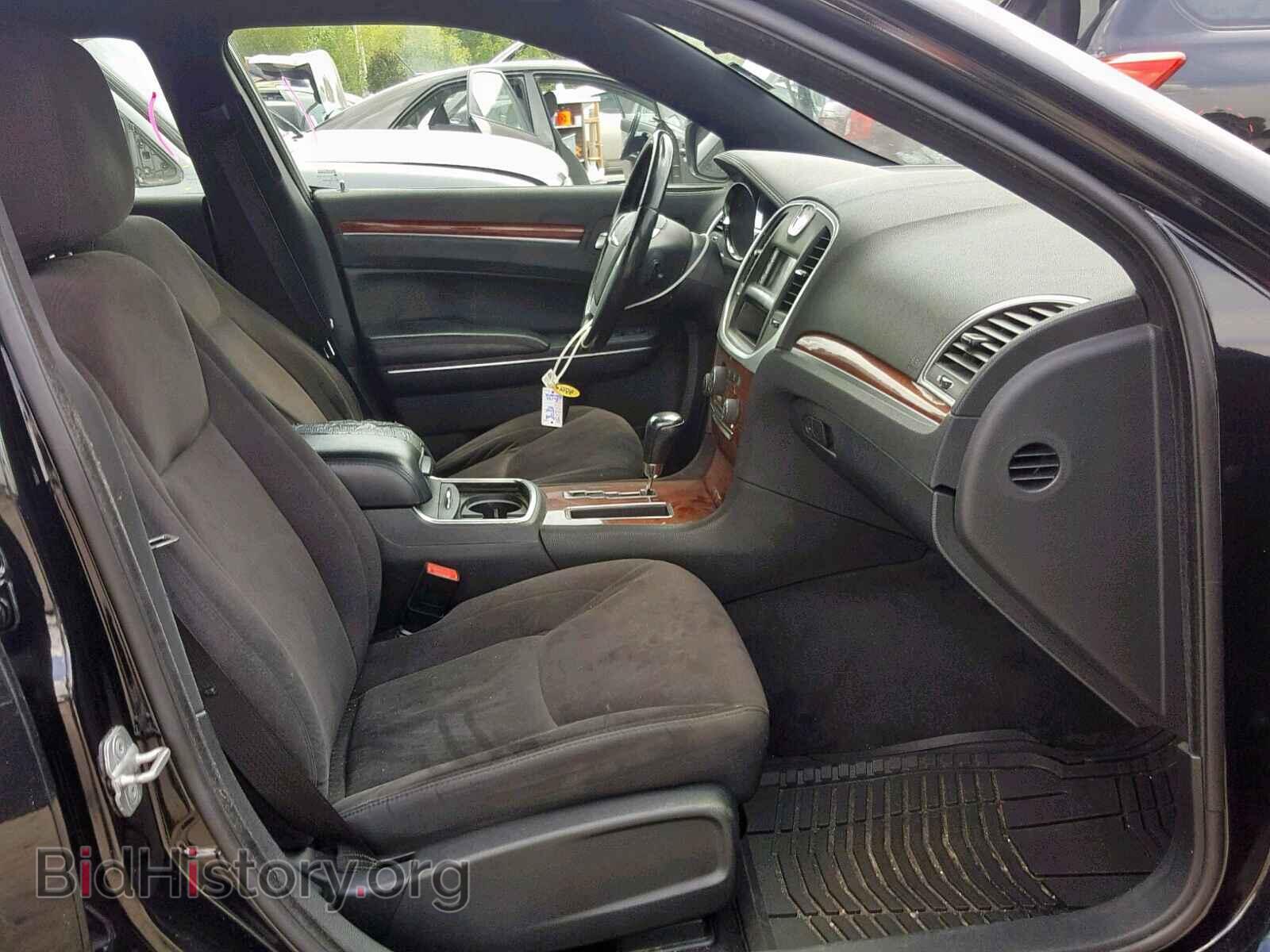 2012 CHRYSLER 300 - VIN: 2C3CCAAG0CH104868 - Фото 5