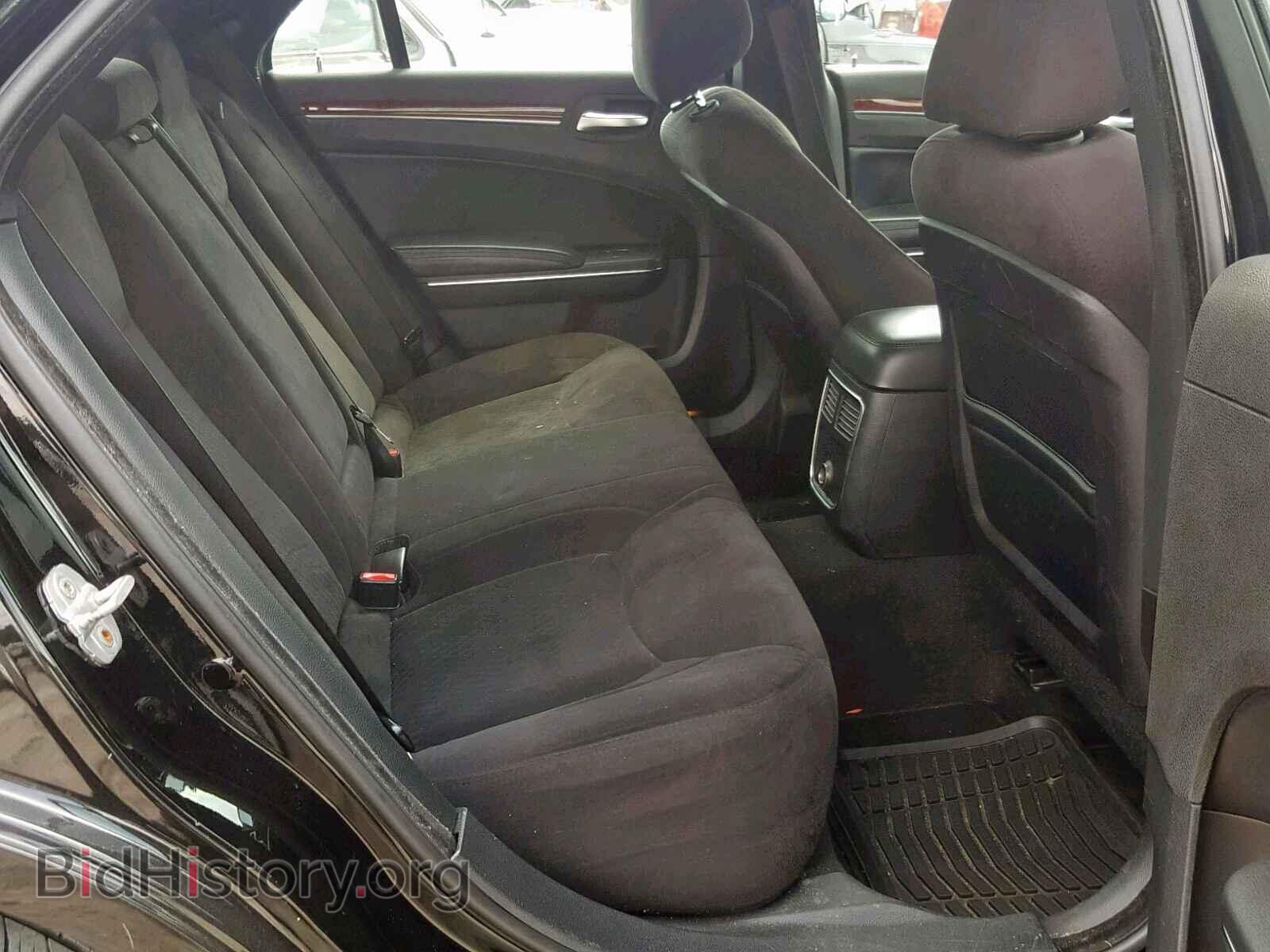 2012 CHRYSLER 300 - VIN: 2C3CCAAG0CH104868 - Фото 6