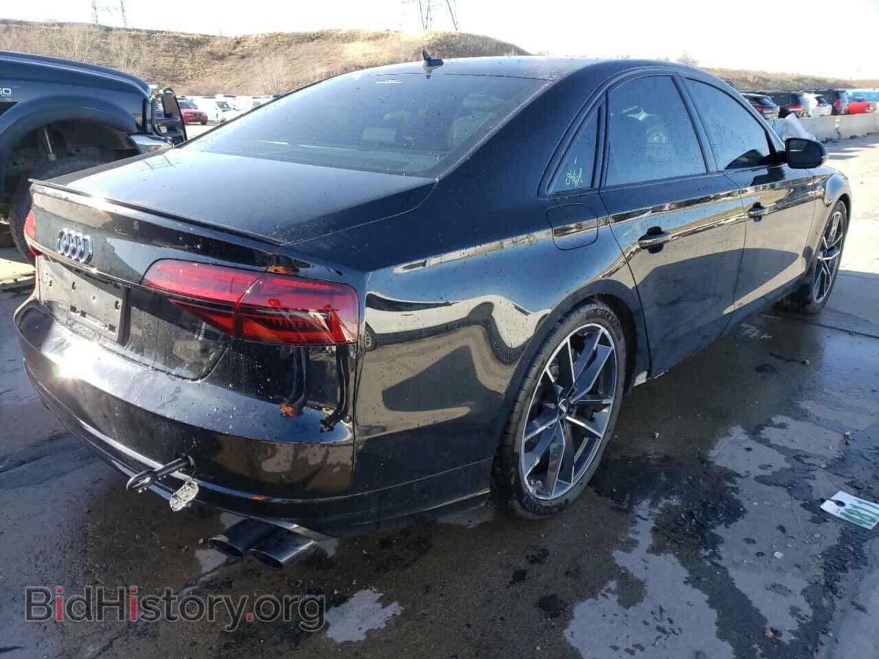 2017 AUDI S8 - VIN: WUAJ5AFD7HN900014 - Фото 4
