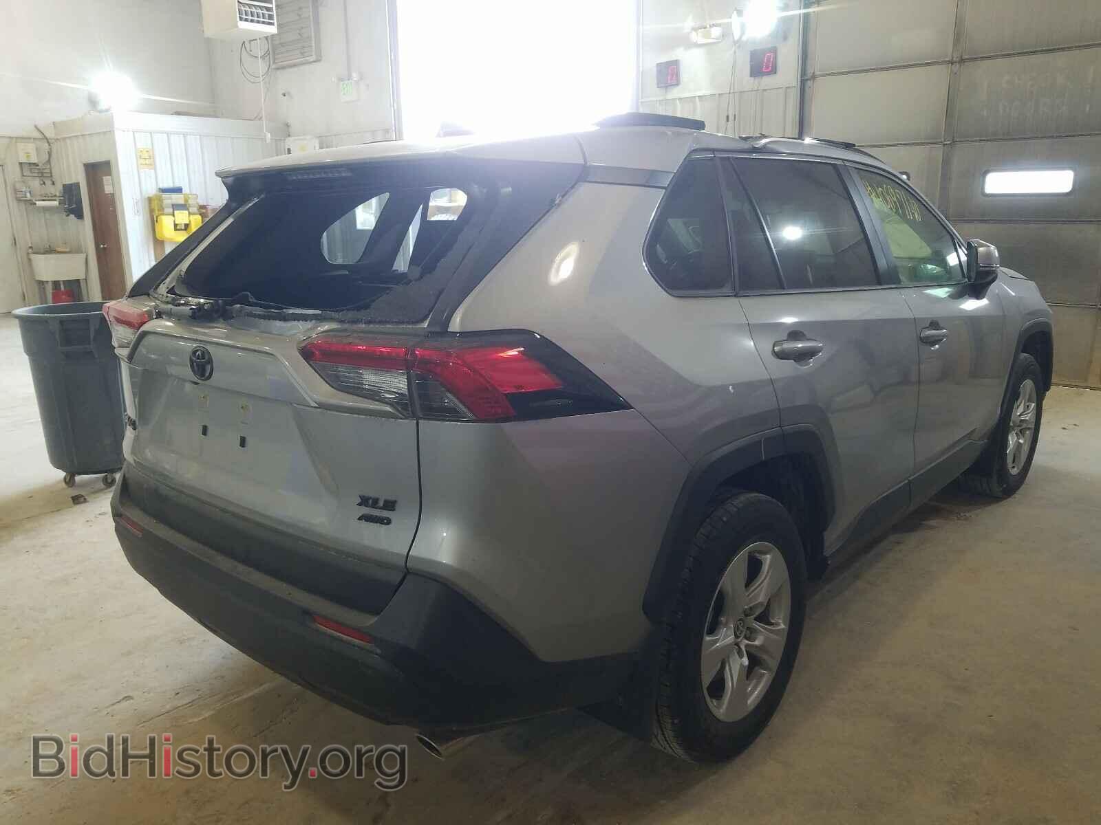 2019 TOYOTA RAV4 - VIN: JTMP1RFV4KD039379 - Фото 4