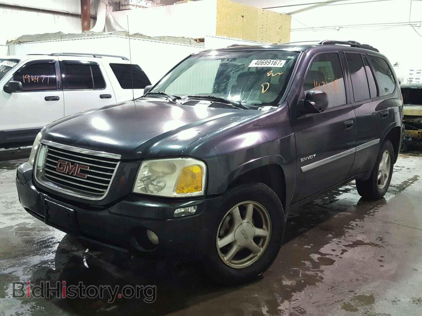 2006 GMC ENVOY - VIN: 1GKDS13S262112430 - Photo 2
