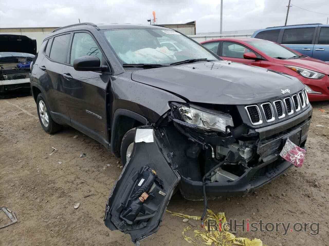 Photo 3C4NJCAB9JT339347 - JEEP COMPASS 2018