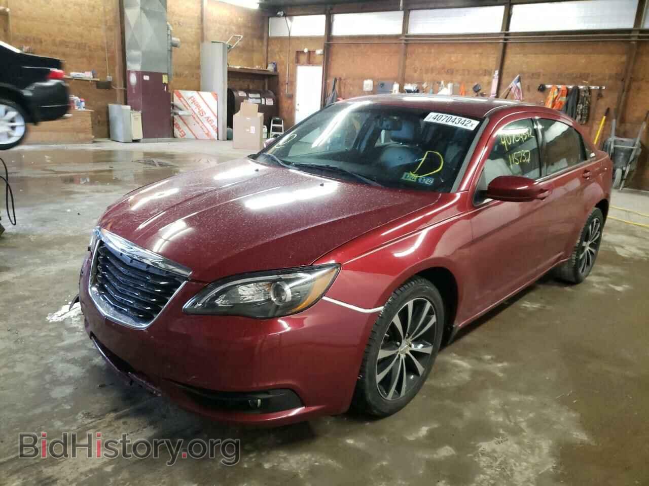 2011 CHRYSLER 200 - VIN: 1C3BC8FG9BN600142 - Фото 2