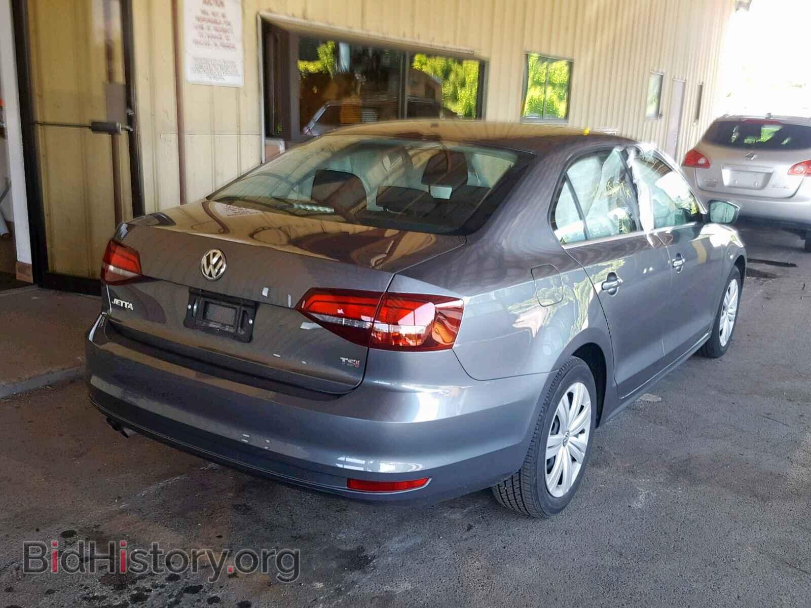 2017 VOLKSWAGEN JETTA - VIN: 3VW2B7AJ0HM314367 - Фото 4