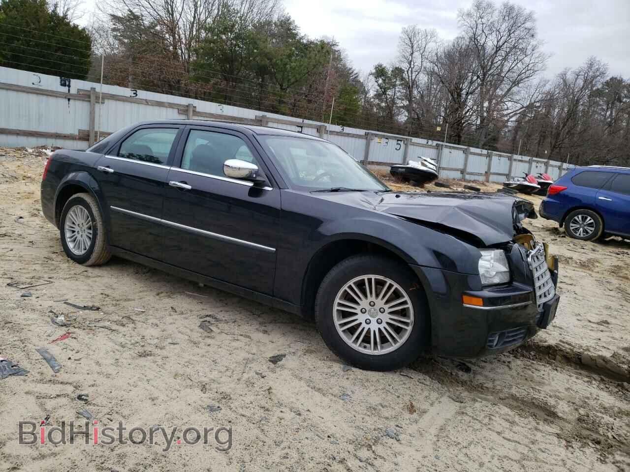 2010 CHRYSLER 300 - VIN: 2C3CA4CD3AH215504 - Фото 4
