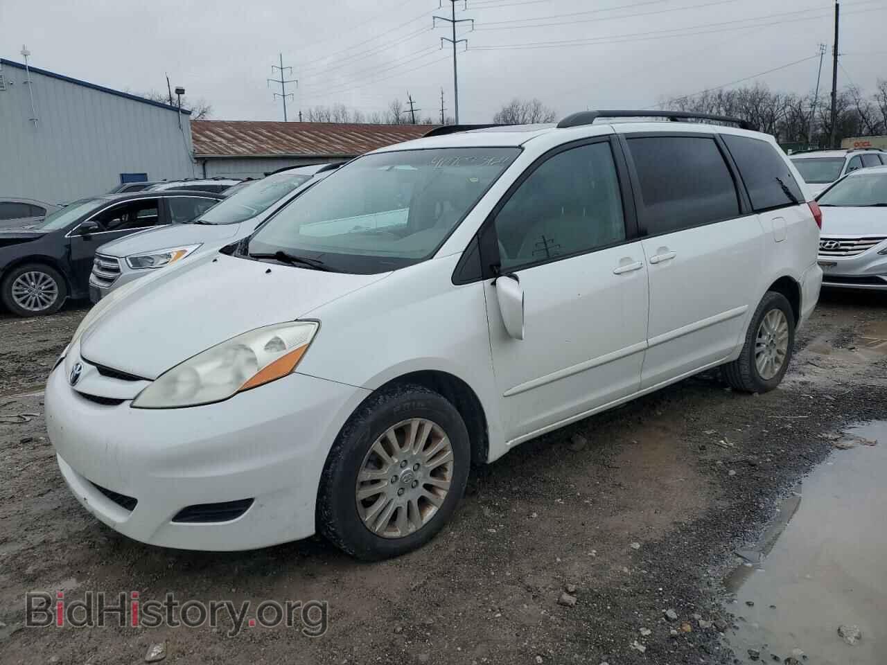Photo 5TDBK22C19S026106 - TOYOTA All Models 2009