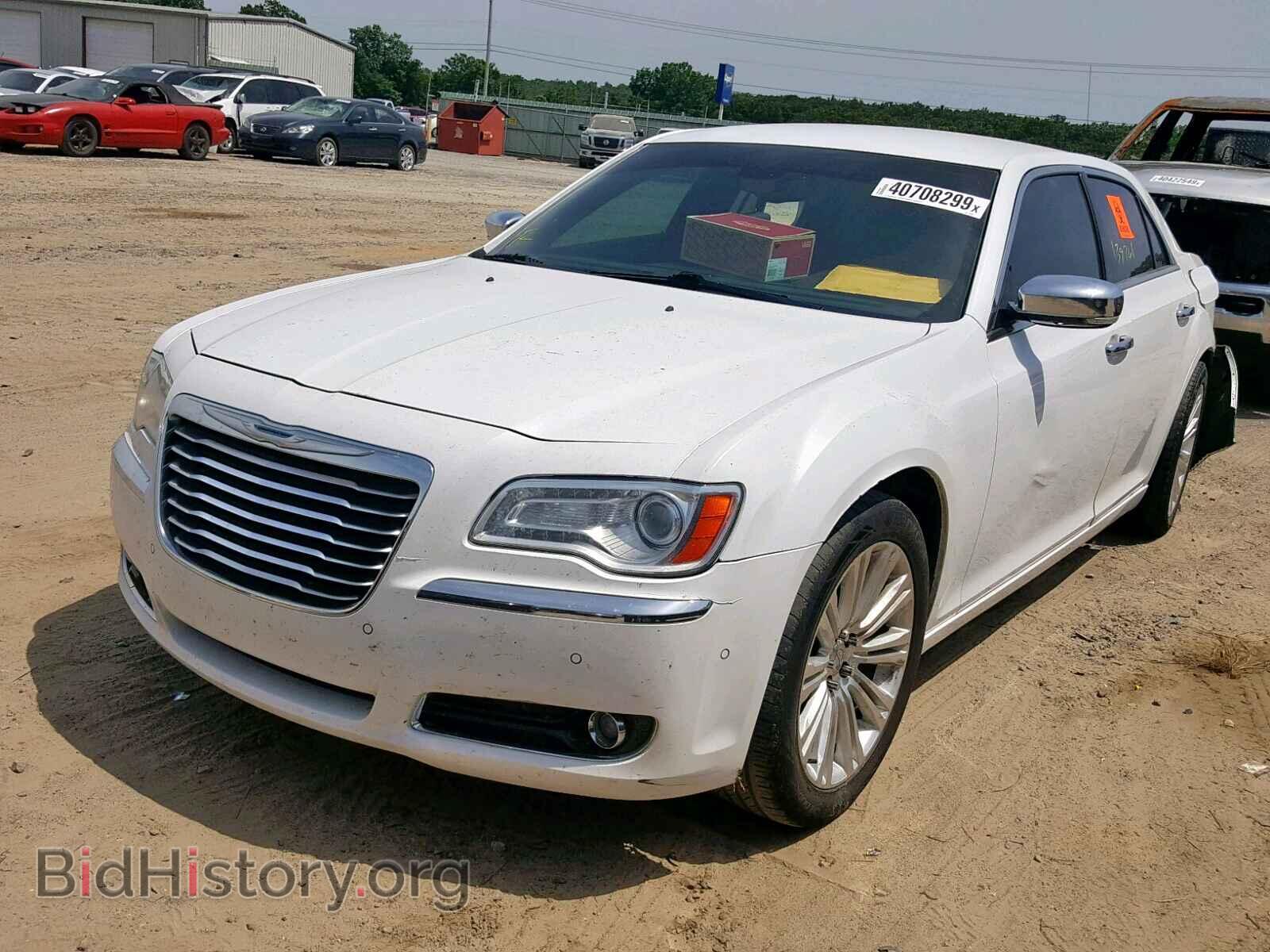 2012 CHRYSLER 300 - VIN: 2C3CCAET2CH256402 - Photo 2