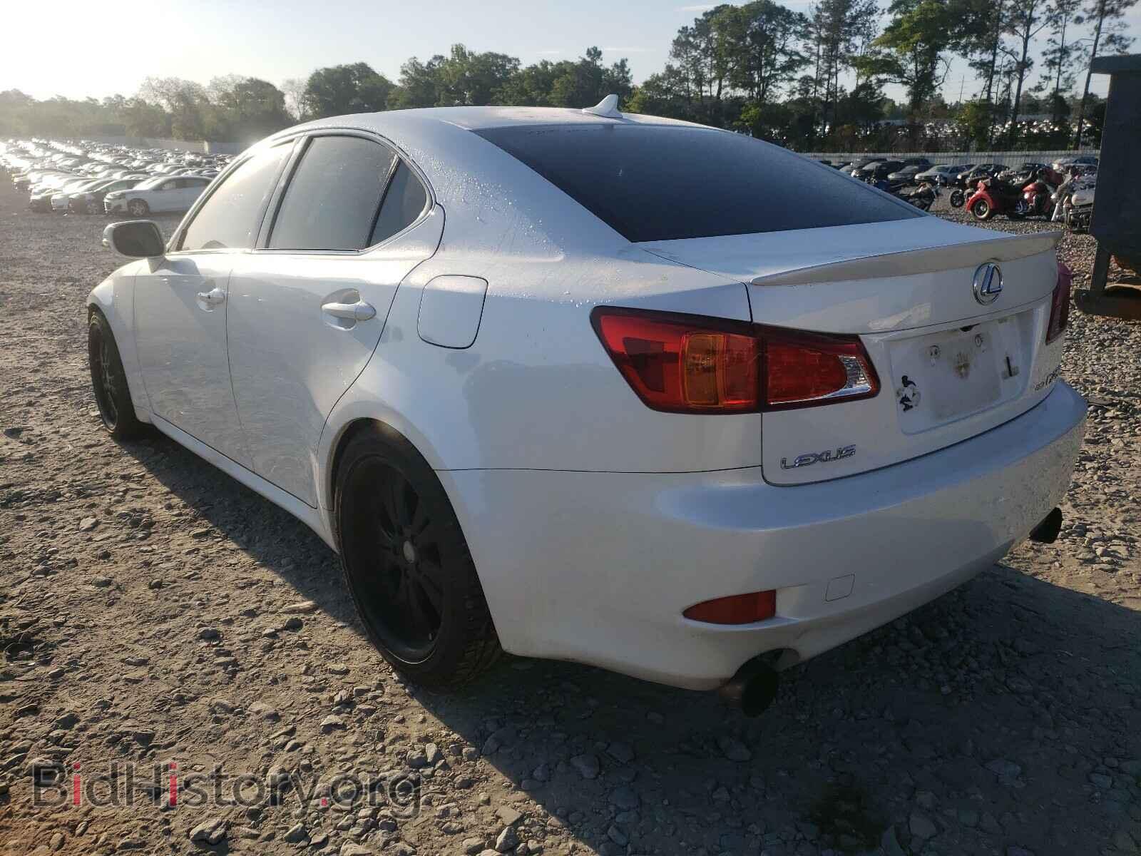 2010 LEXUS IS - VIN: JTHCF5C25A2033229 - Фото 3