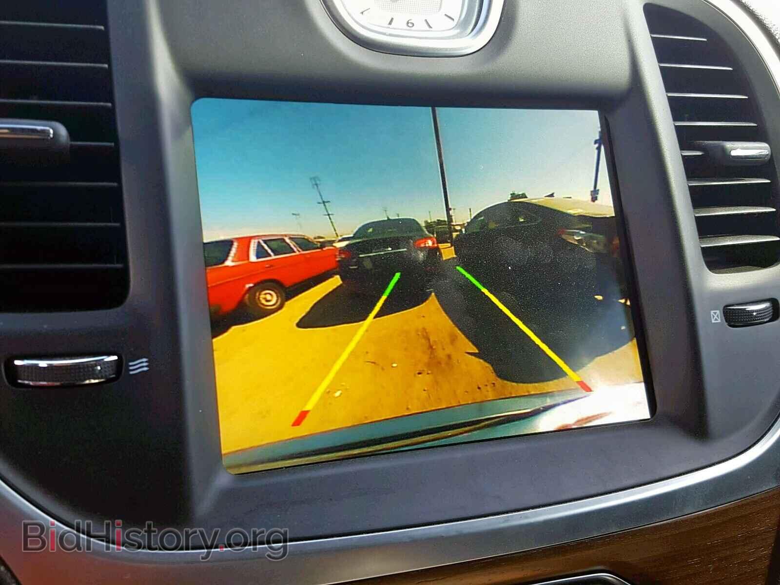 2018 CHRYSLER 300 - VIN: 2C3CCAPTXJH340252 - Фото 9